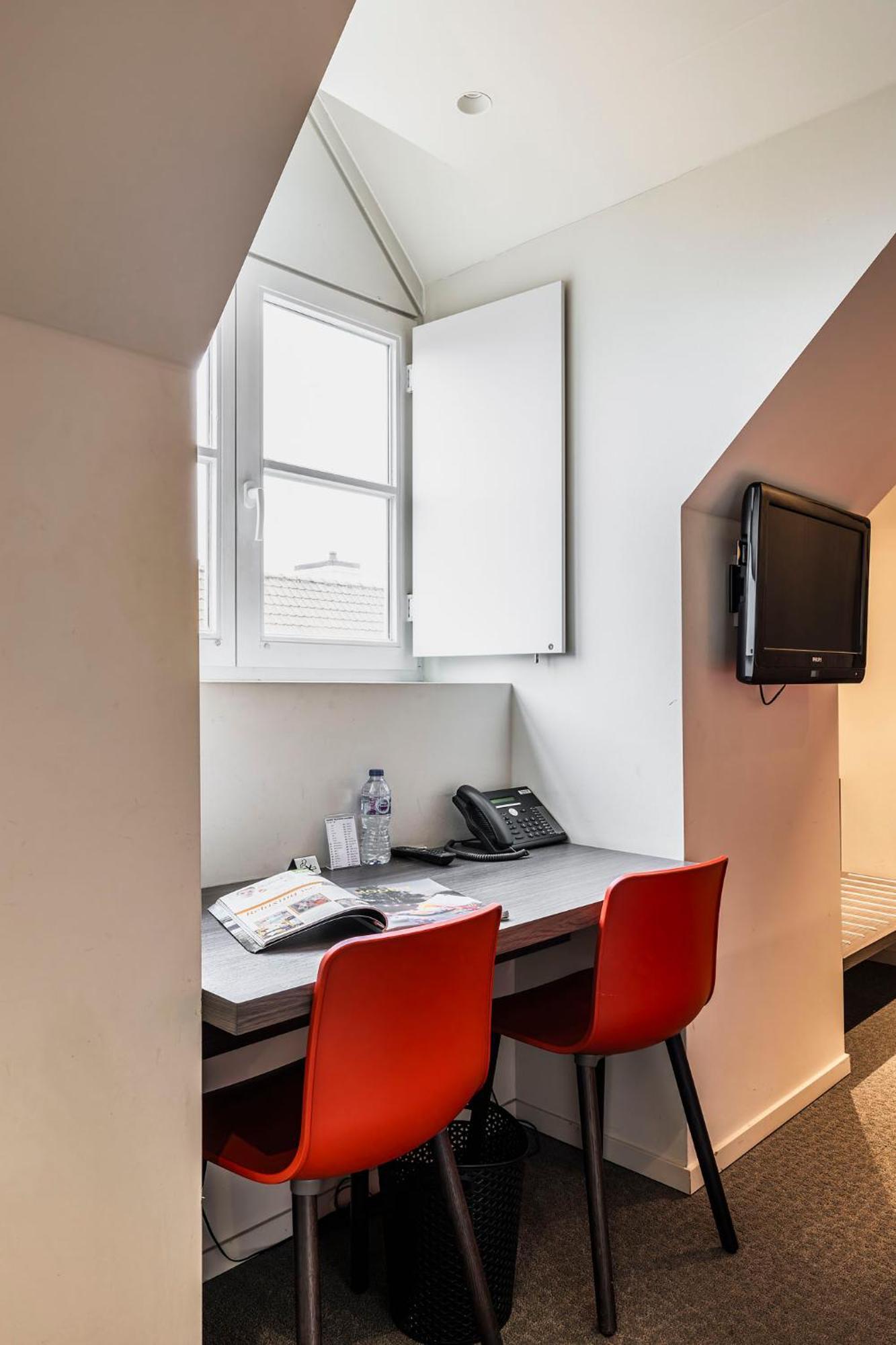Square Hotel Кортрейк Екстериор снимка