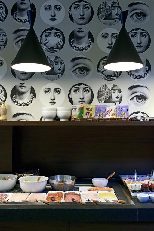Square Hotel Кортрейк Екстериор снимка