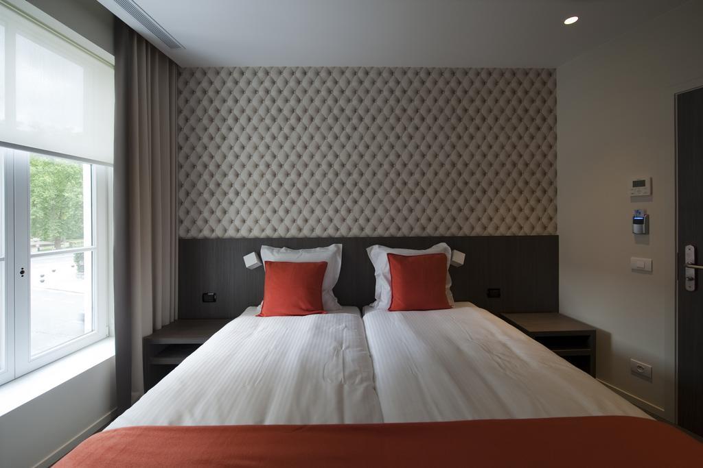 Square Hotel Кортрейк Екстериор снимка