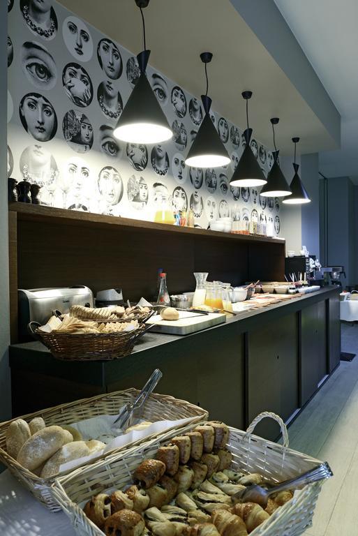 Square Hotel Кортрейк Екстериор снимка