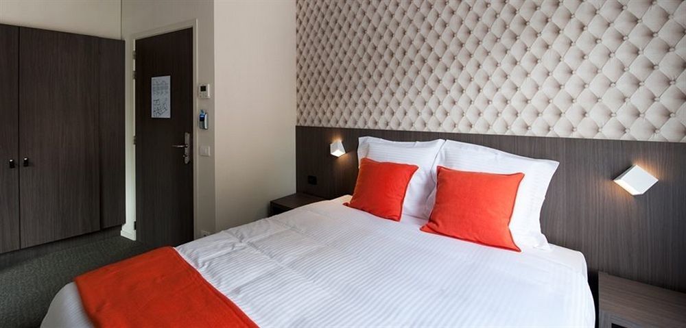Square Hotel Кортрейк Екстериор снимка